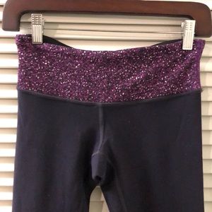 Lululemon wonder under crops size 4
